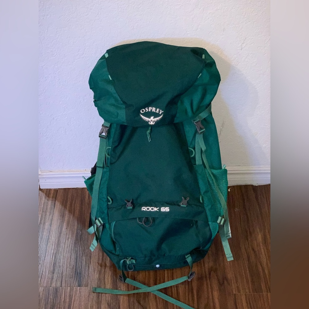 Osprey Rook 65 Men's Hiking/Camping Backpack Forest Green w/ Rain Cover